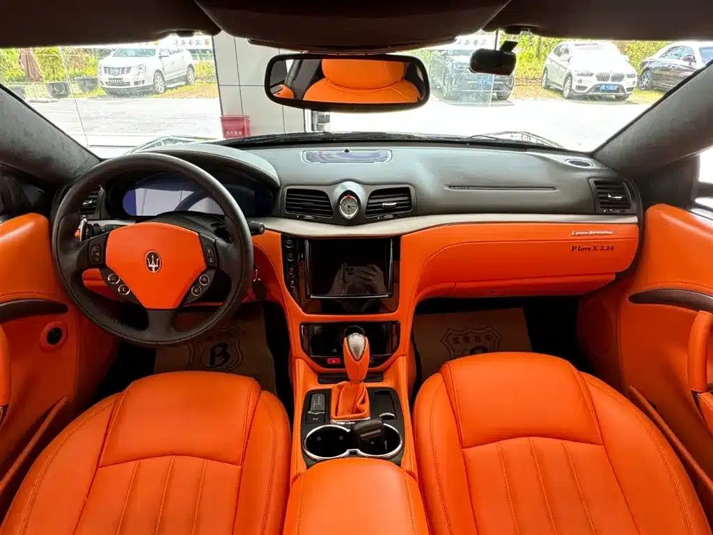 2013 GranTurismo 4.2L Automatic — миниатюра 5