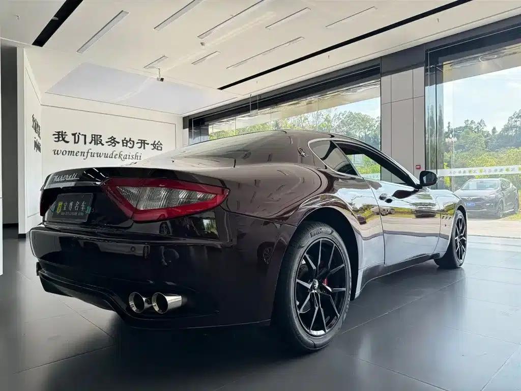 2013 GranTurismo 4.2L Automatic — миниатюра 7