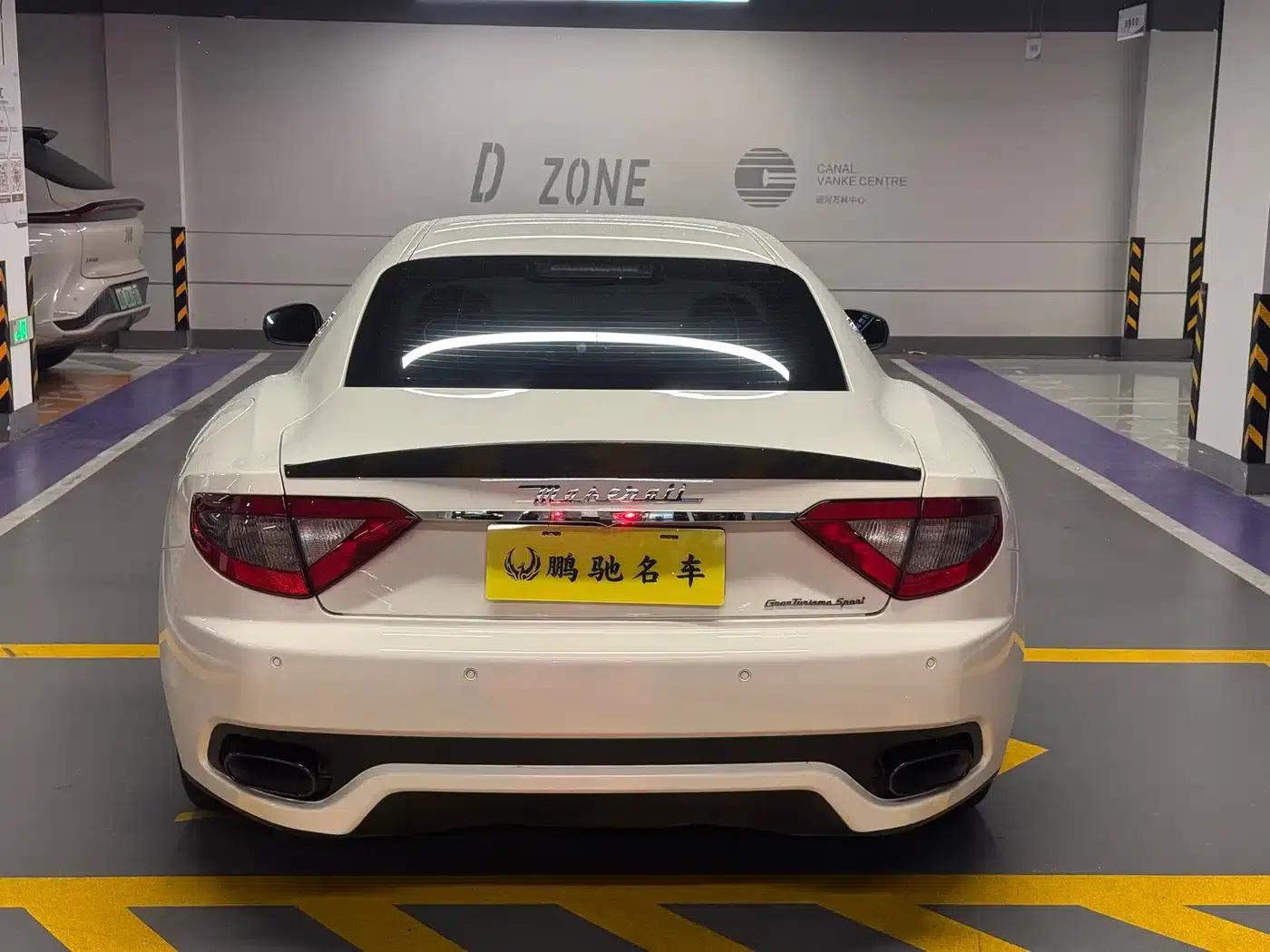 GranTurismo 2013 4.7L Sport Automatic — миниатюра 2