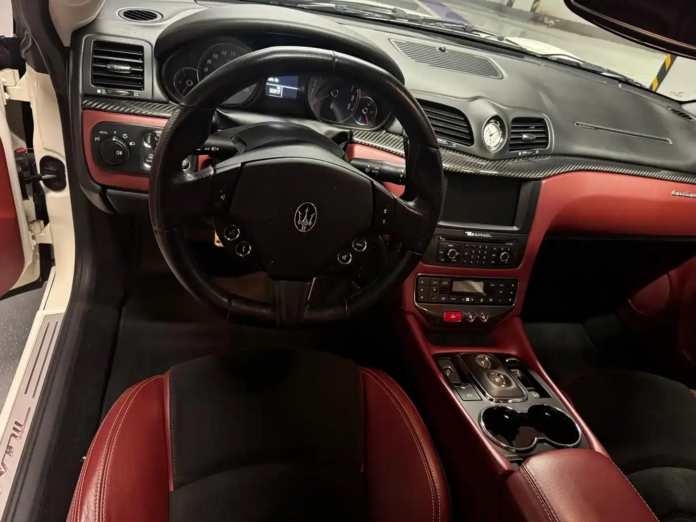 GranTurismo 2013 4.7L Sport Automatic — миниатюра 8