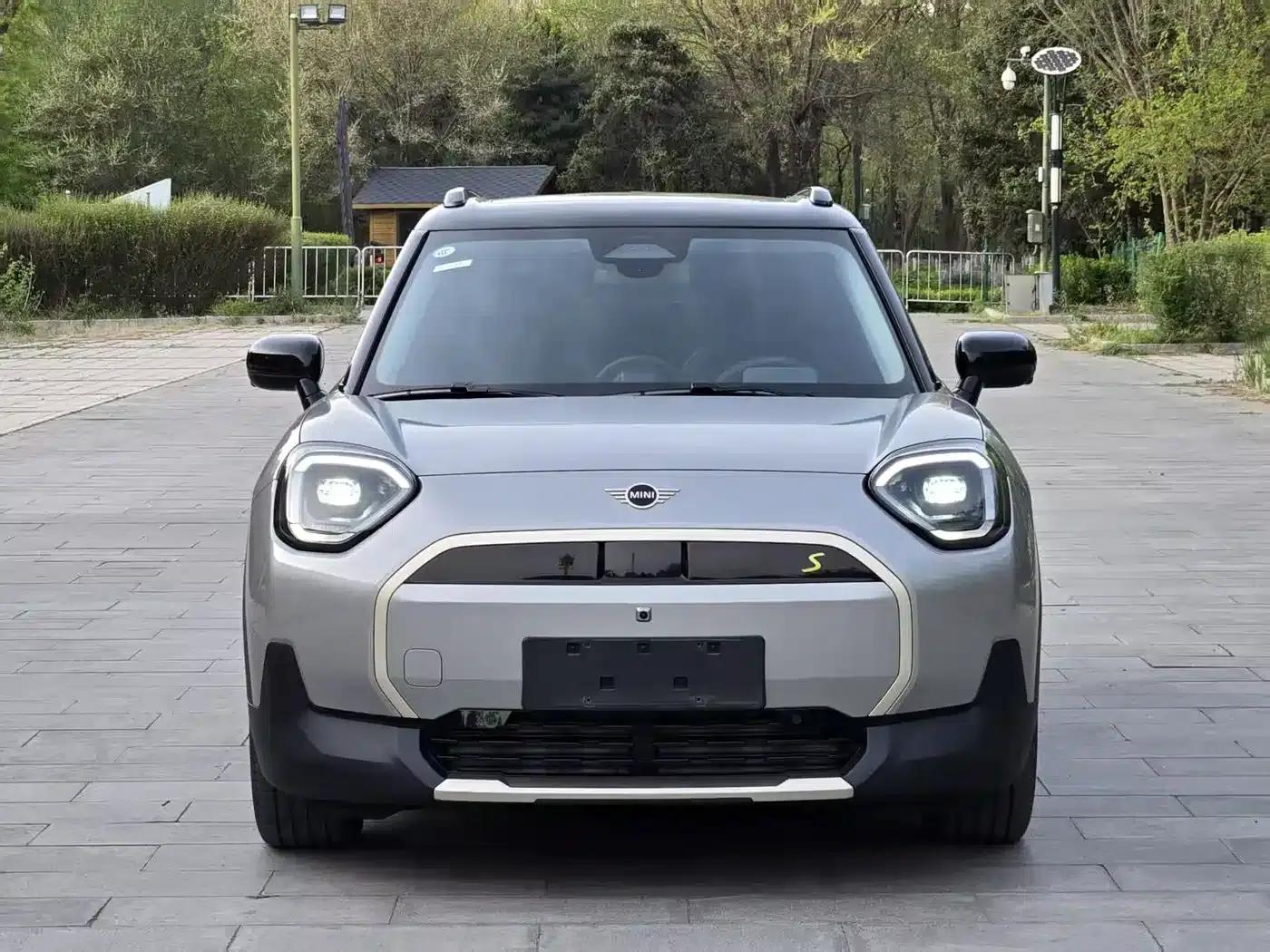 2025 Electric MINI Aceman SE Artist — миниатюра 1