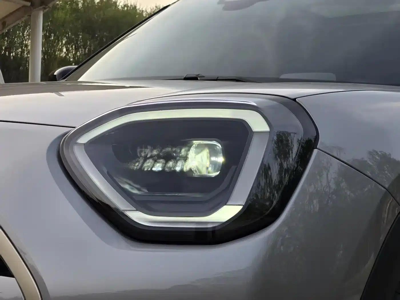 2025 Electric MINI Aceman SE Artist — миниатюра 14