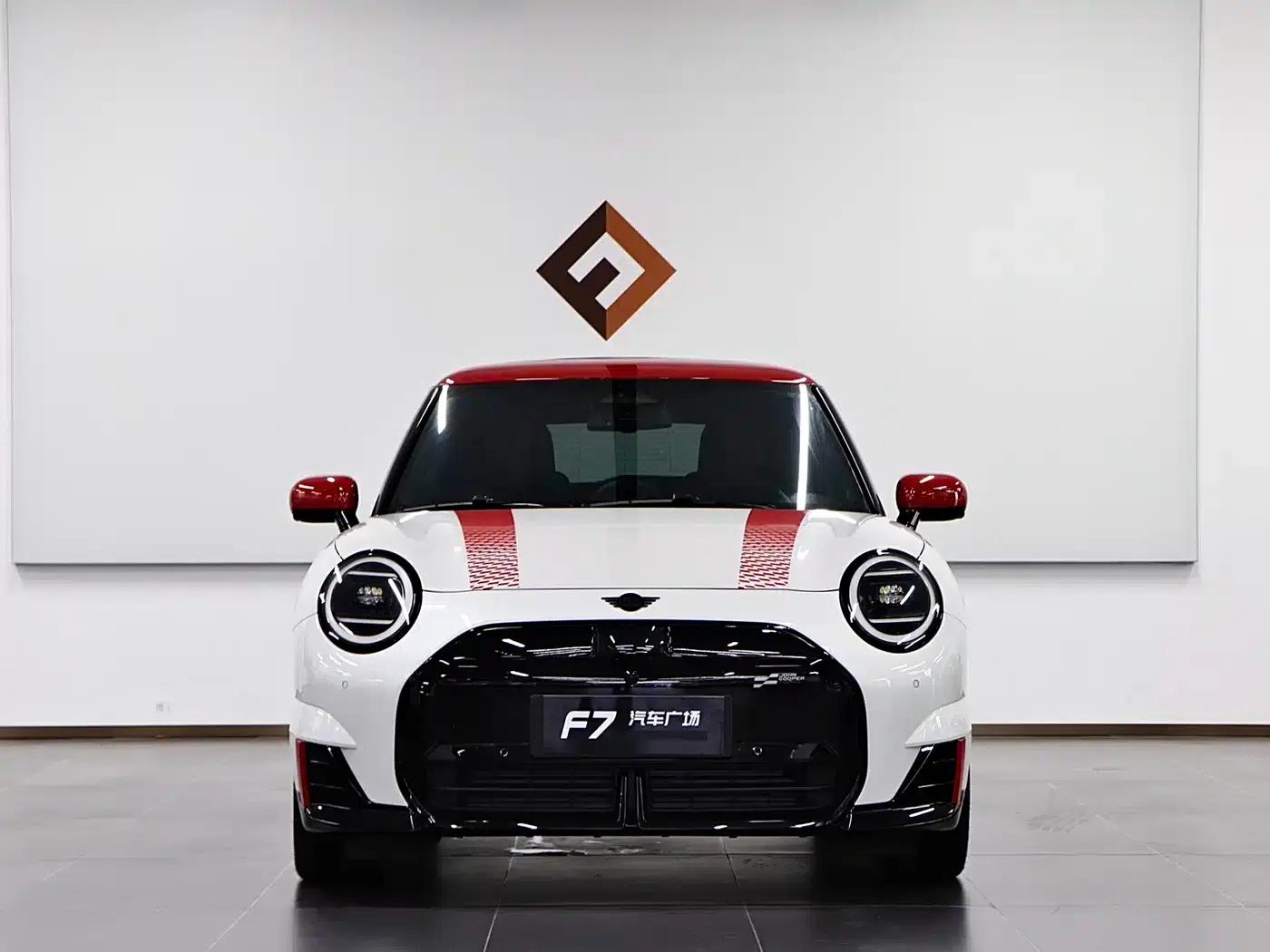 2025 JCW Aceman Electric MINI (JOHN COOPER WORKS) — миниатюра 2