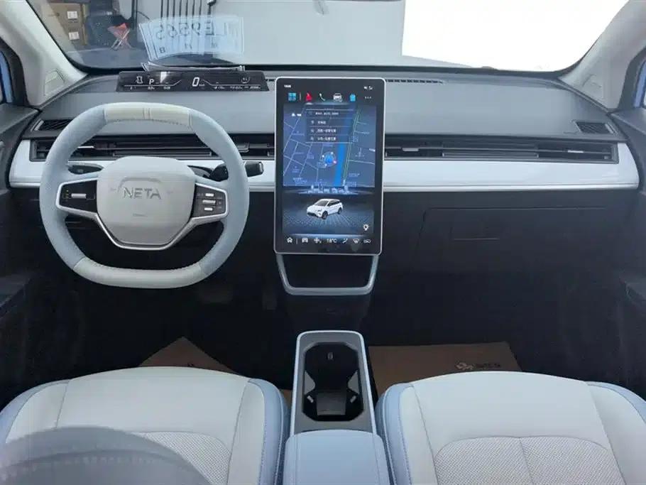 Nezha AYA 2023 Facelift 401 Lite — миниатюра 12