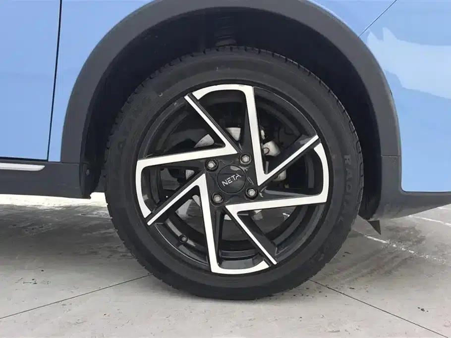 Nezha AYA 2023 Facelift 401 Lite — миниатюра 6