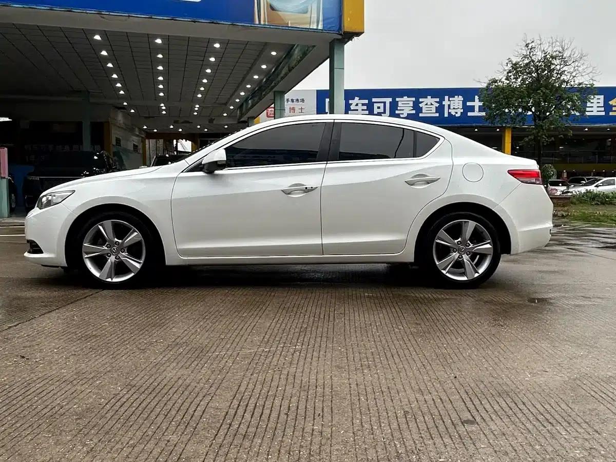 Acura ILX 2013 2.0L Elite Edition — миниатюра 2