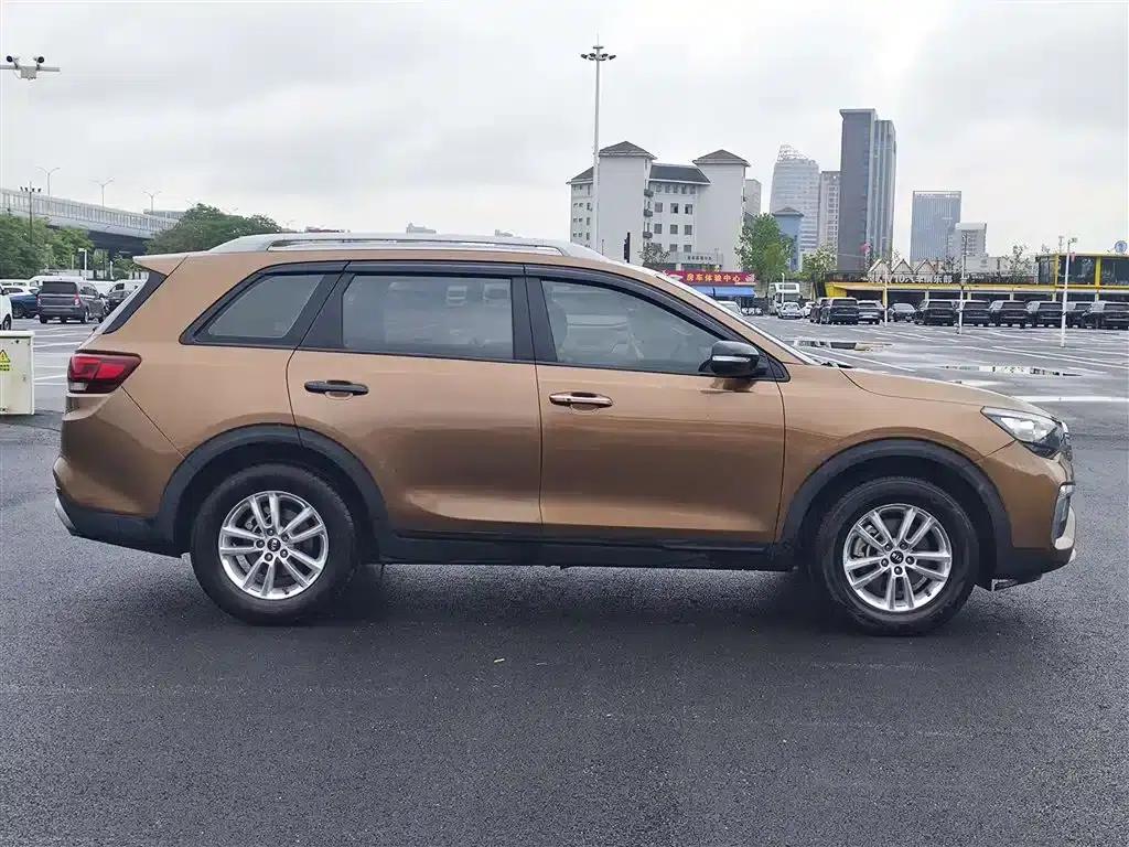 Kia KX7 2017 2.0T Automatic 2WD GL 7-seater — миниатюра 8