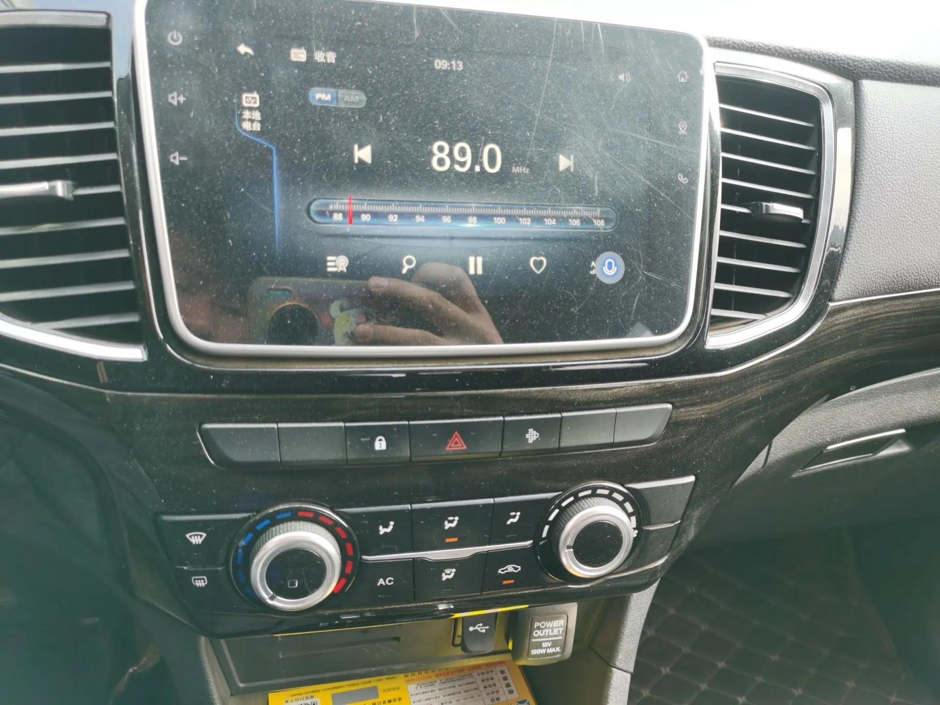 Isuzu D-MAX 2020 2.5T 4x4 Automatic Navigation Version China VI Standard Extended Length JE4D25Q6A — миниатюра 14