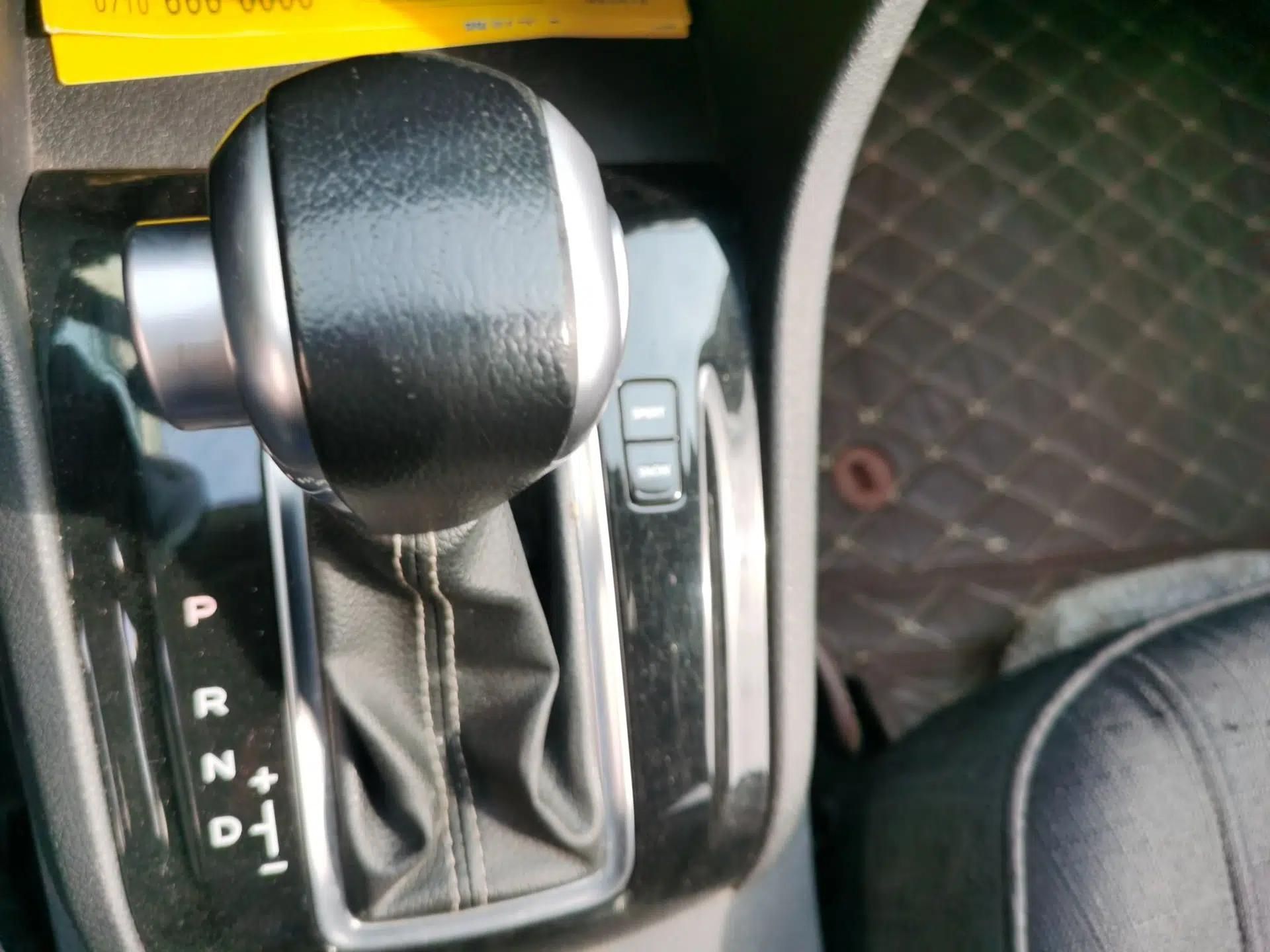 Isuzu D-MAX 2020 2.5T 4x4 Automatic Navigation Version China VI Standard Extended Length JE4D25Q6A — миниатюра 15