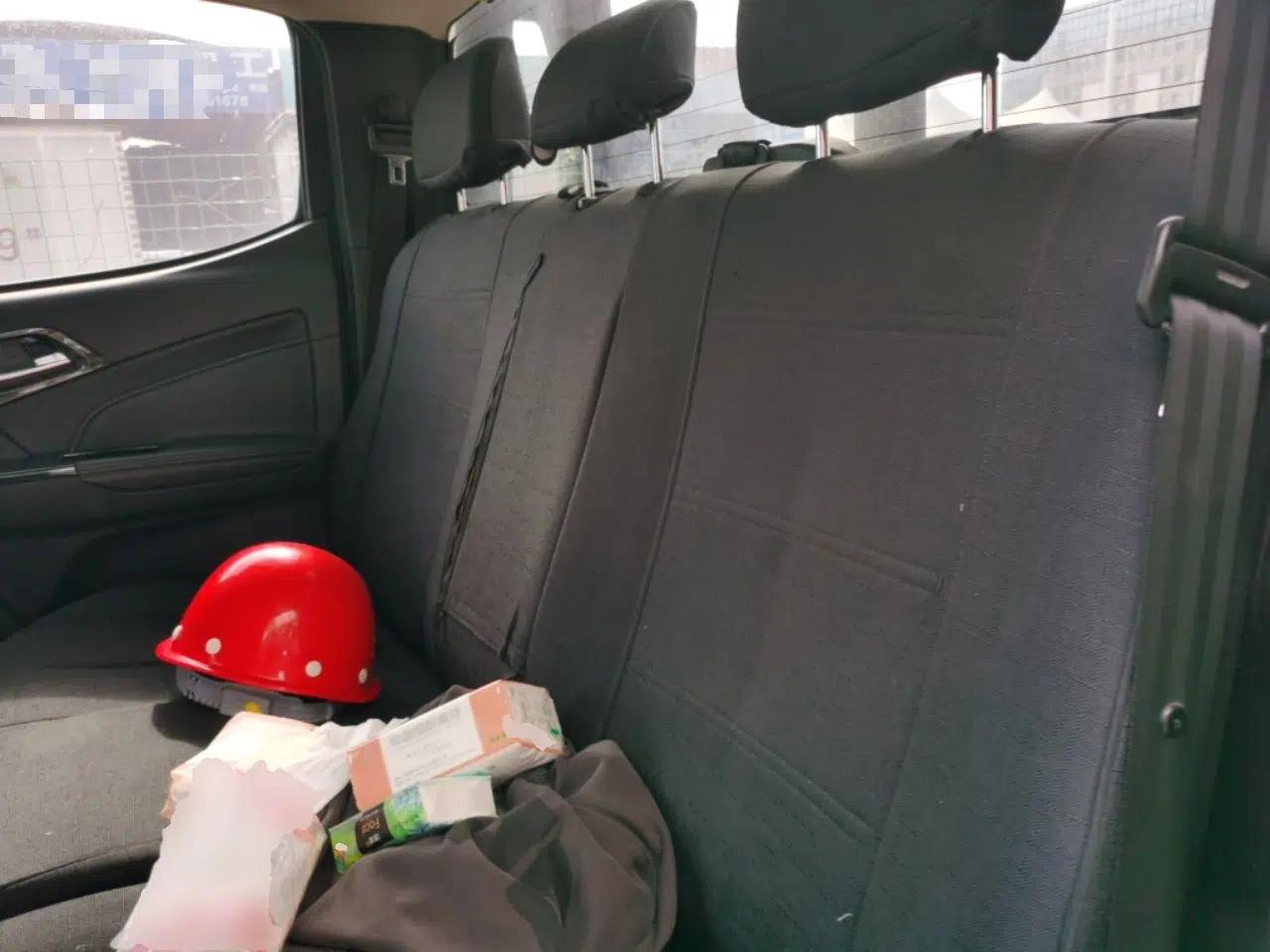 Isuzu D-MAX 2020 2.5T 4x4 Automatic Navigation Version China VI Standard Extended Length JE4D25Q6A — миниатюра 18