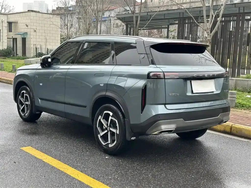 Explore 06 2023 Facelift Urban Edition 1.6T 2WD Luxury — миниатюра 23