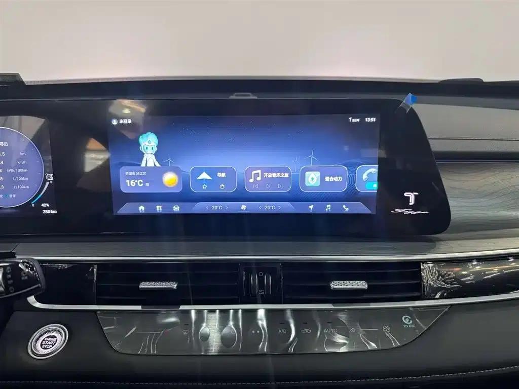Chery Tiggo 8 PRO PHEV 2025 Champion Edition 1.5T 100km Premium Model — миниатюра 15