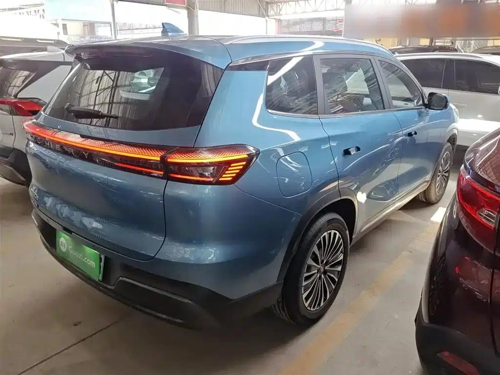 Chery Tiggo 8 PLUS C-DM 2025 1.5T 116km/h Premium 5-seater — миниатюра 5
