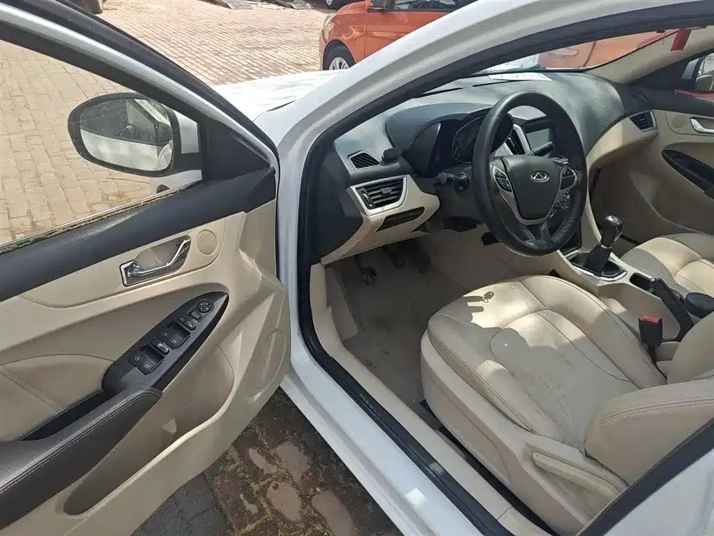 Chery Arrizo 7 2015 1.6L Manual Elite Edition — миниатюра 16