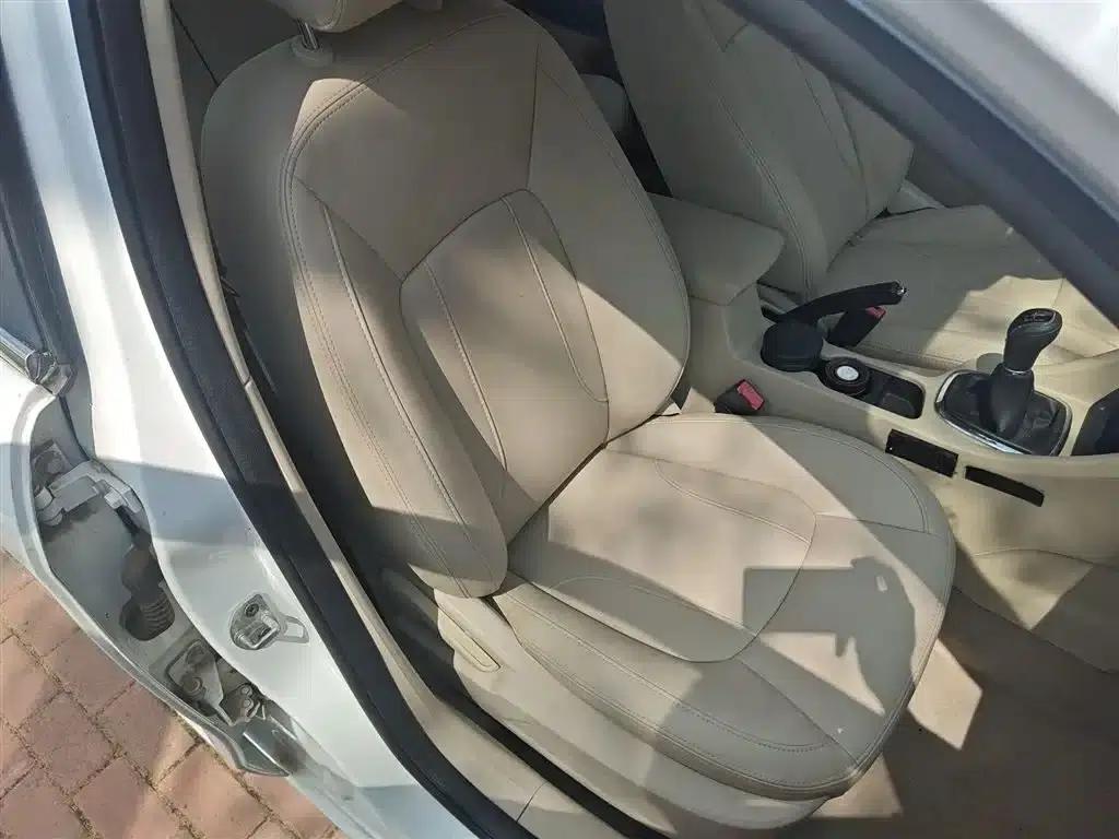 Chery Arrizo 7 2015 1.6L Manual Elite Edition — миниатюра 25