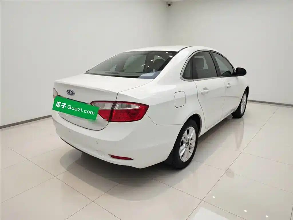 Chery Arrizo 7 2015 1.6L Manual Elite Edition — миниатюра 7