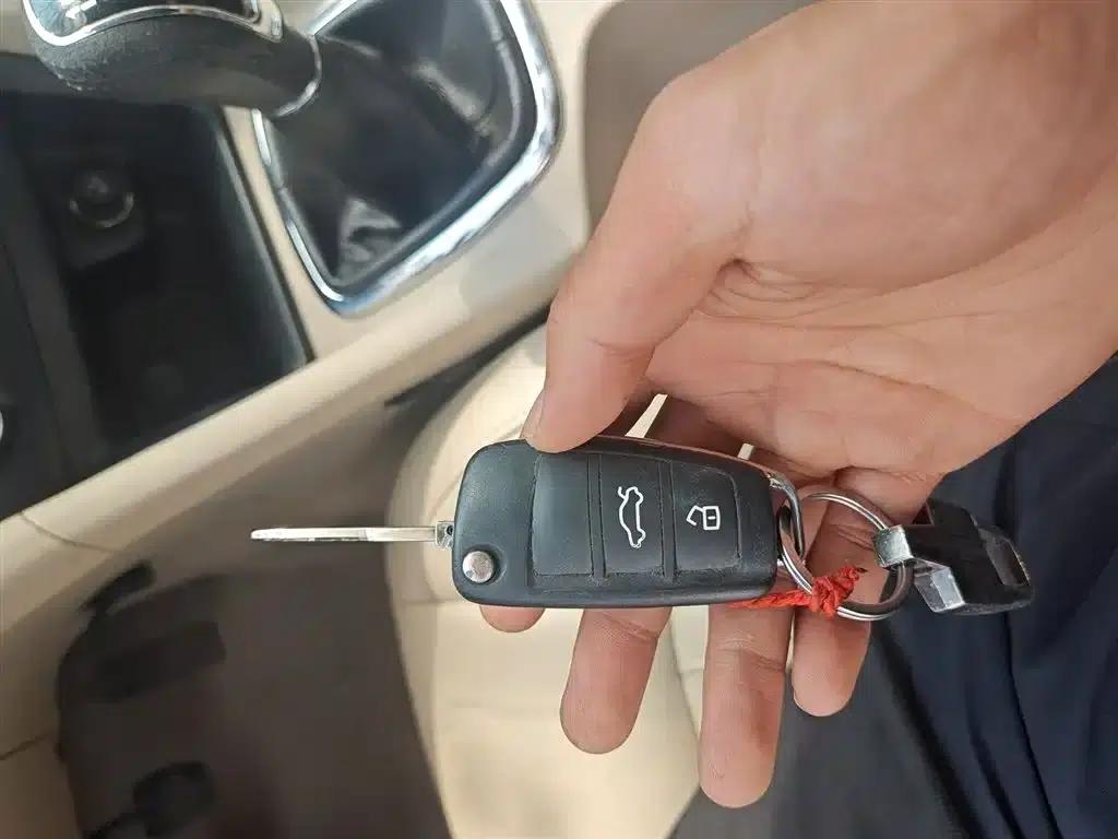 Chery Arrizo 7 2015 1.6L Manual Elite Edition — миниатюра 9