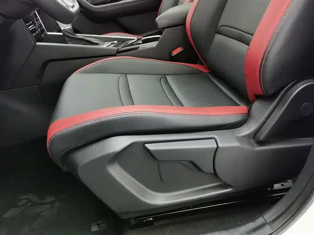 Venucia T60 2020 1.6L CVT Smart Edition (National VI Emission Standard) — миниатюра 20