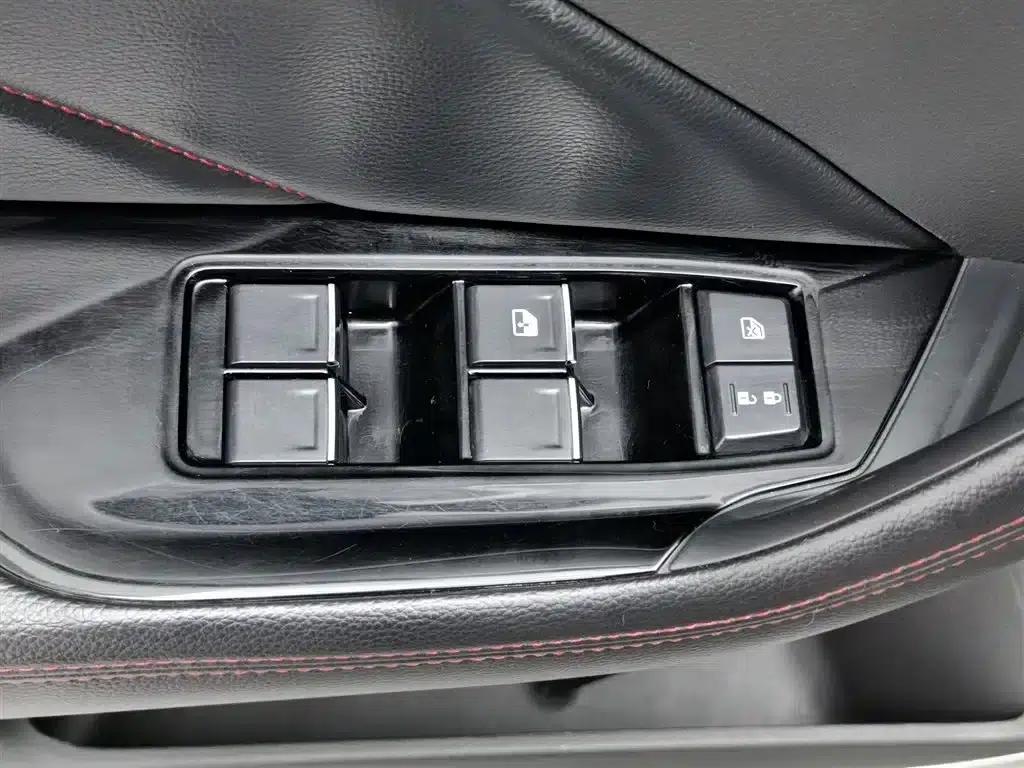 Venucia T60 2020 1.6L CVT Smart Edition (National VI Emission Standard) — миниатюра 9