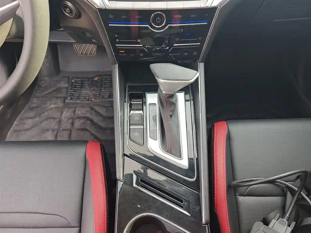 Venucia T60 2020 1.6L CVT Smart Edition (National VI Emission Standard) — миниатюра 14