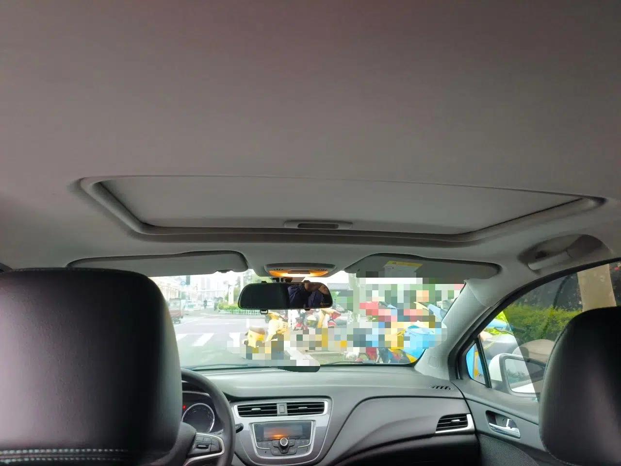 Chevrolet Lova RV 2018 1.5L Automatic Smart Drive Model — миниатюра 19