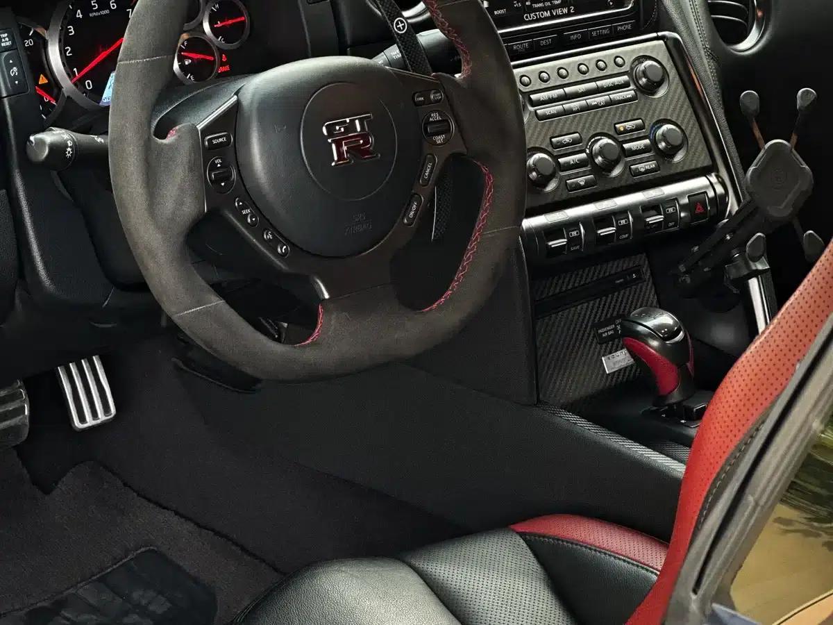 2012 Nissan GT-R 3.8T Premium Edition — миниатюра 5