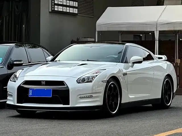 2012 Nissan GT-R 3.8T Premium Edition