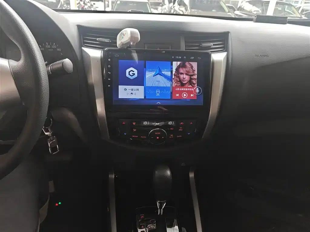 2017 Navara 2.5L Automatic 2WD Luxury Edition QR25 — миниатюра 13