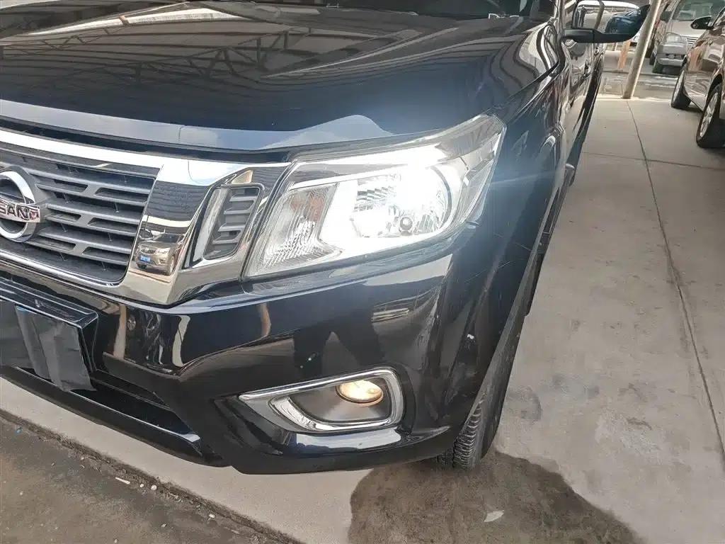 2017 Navara 2.5L Automatic 2WD Luxury Edition QR25 — миниатюра 24