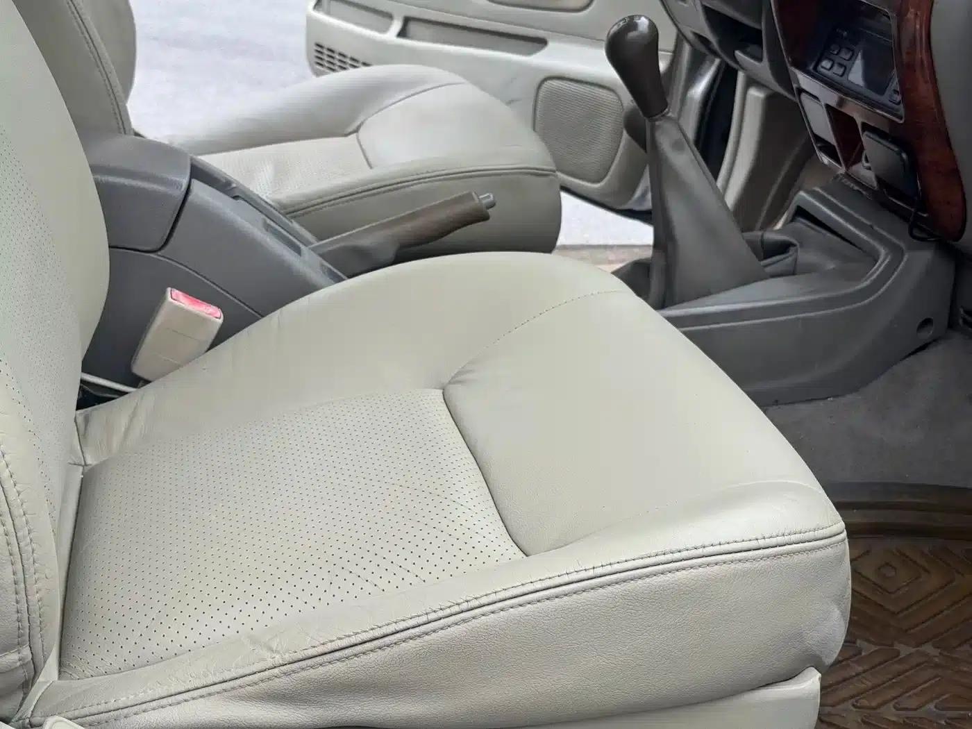 Nissan Paladin 2004 2.4L 4WD Luxury — миниатюра 22
