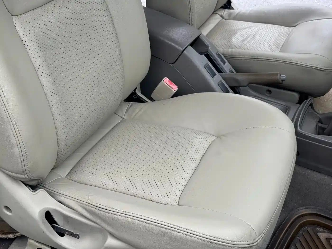 Nissan Paladin 2004 2.4L 4WD Luxury — миниатюра 24