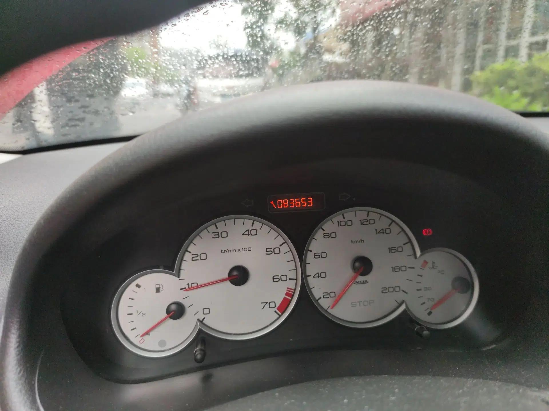 Citroen C2 2012 1.4L Manual Sport Model — миниатюра 13