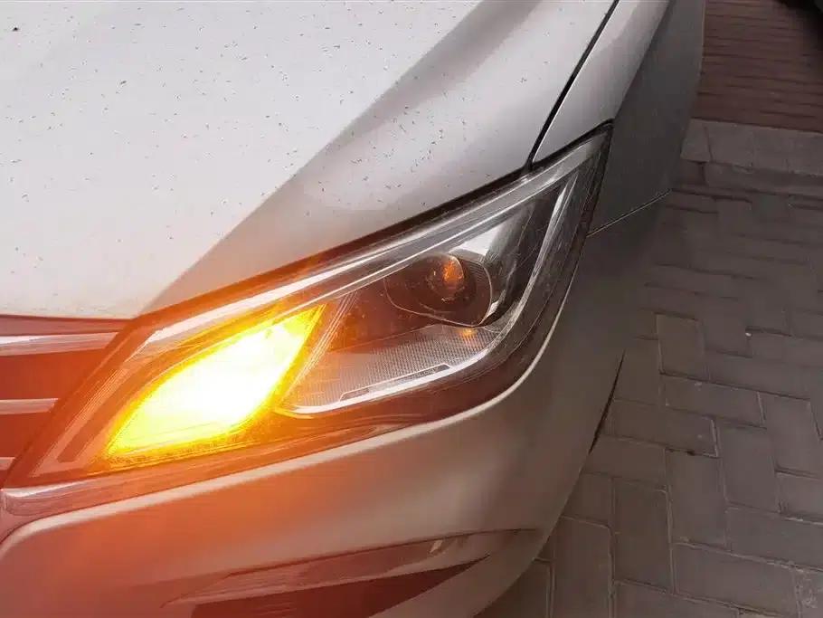 Roewe Ei5 2018 Internet Flagship Edition — миниатюра 5