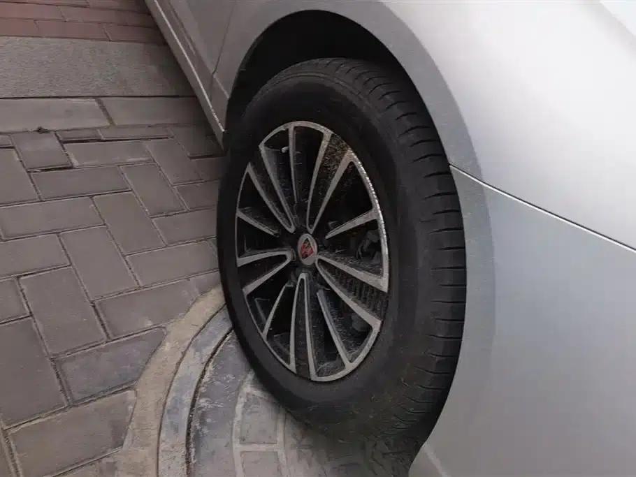 Roewe Ei5 2018 Internet Flagship Edition — миниатюра 6