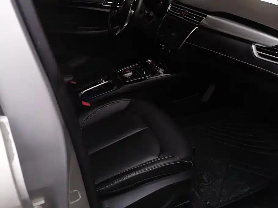 Roewe Ei5 2018 Internet Flagship Edition — миниатюра 8