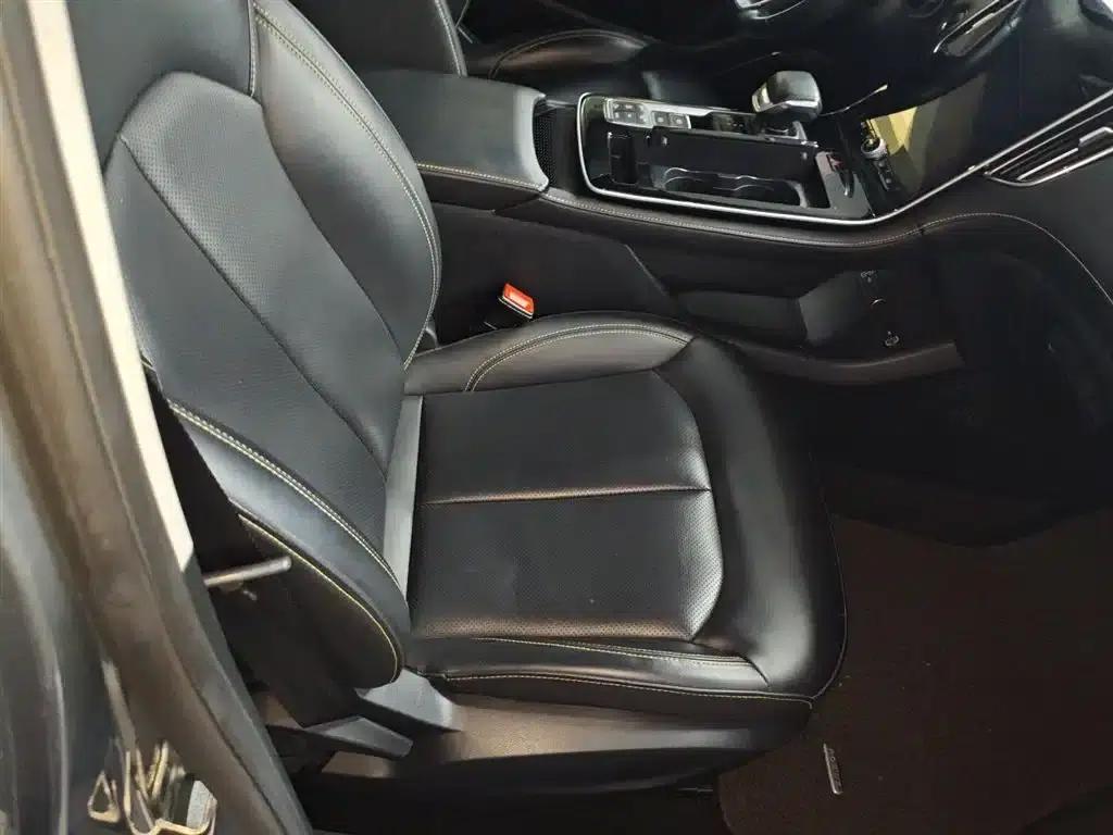 Roewe i6 MAX New Energy 2020 1.5T PHEV Cool Edition — миниатюра 25