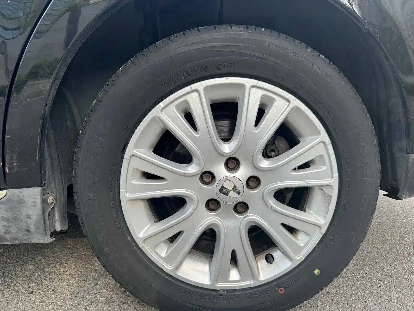 Roewe 550 2014 Model 550S 1.8L Automatic Smart Selection Edition — миниатюра 13