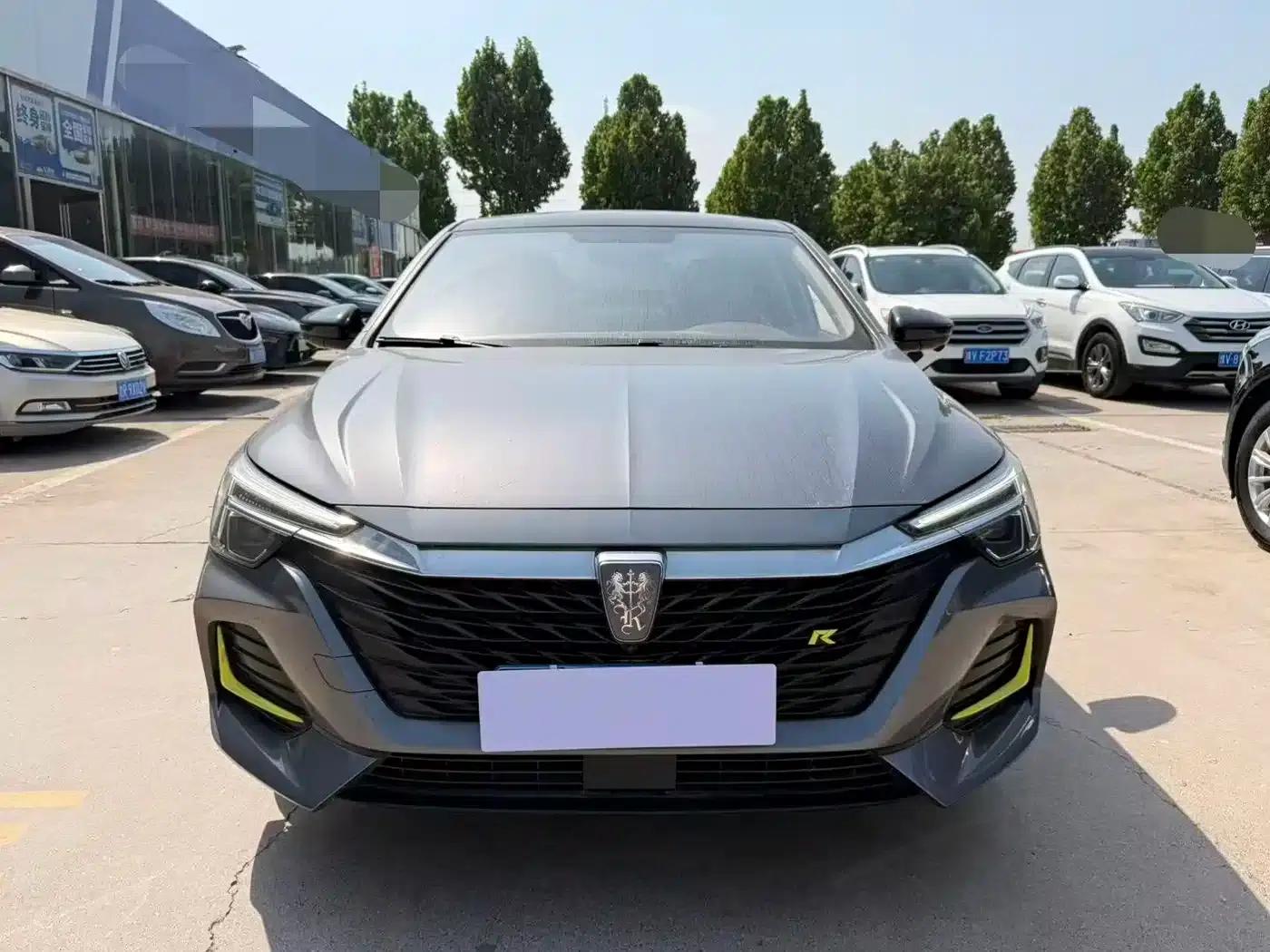 Roewe i6 MAX 2020 300TGI Automatic Cool Panoramic Sunroof Edition — миниатюра 2