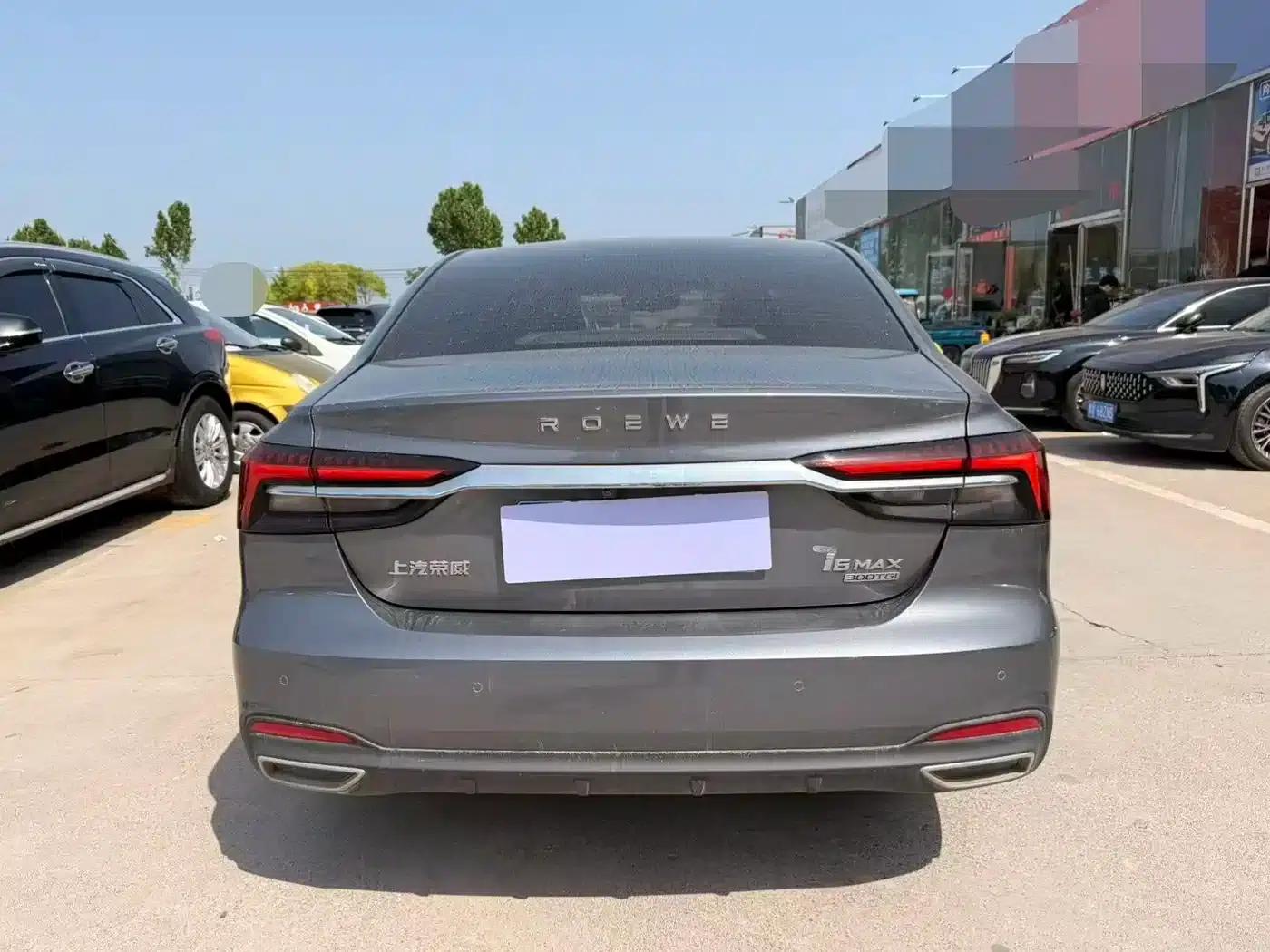 Roewe i6 MAX 2020 300TGI Automatic Cool Panoramic Sunroof Edition — миниатюра 8