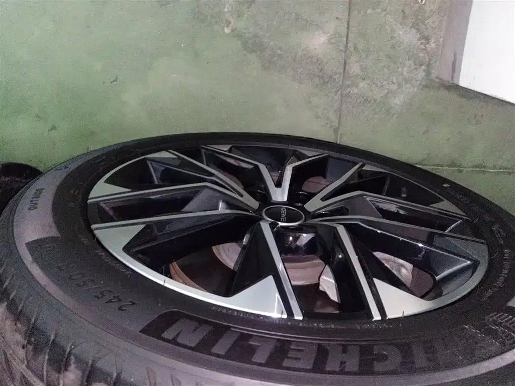 Roewe RX9 2023 2.0T 2WD Premium Edition — миниатюра 23