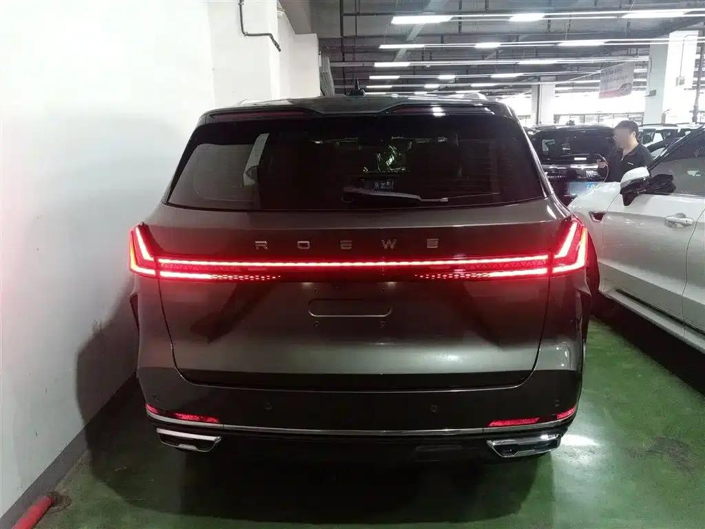Roewe RX9 2023 2.0T 2WD Premium Edition — миниатюра 6