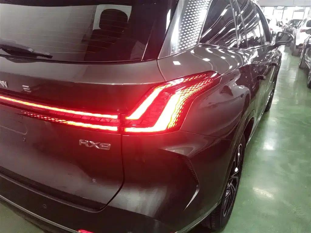 Roewe RX9 2023 2.0T 2WD Premium Edition — миниатюра 8