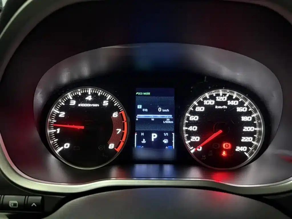 Eclipse Cross 2018 1.5T CVT 2WD Belief Edition — миниатюра 4