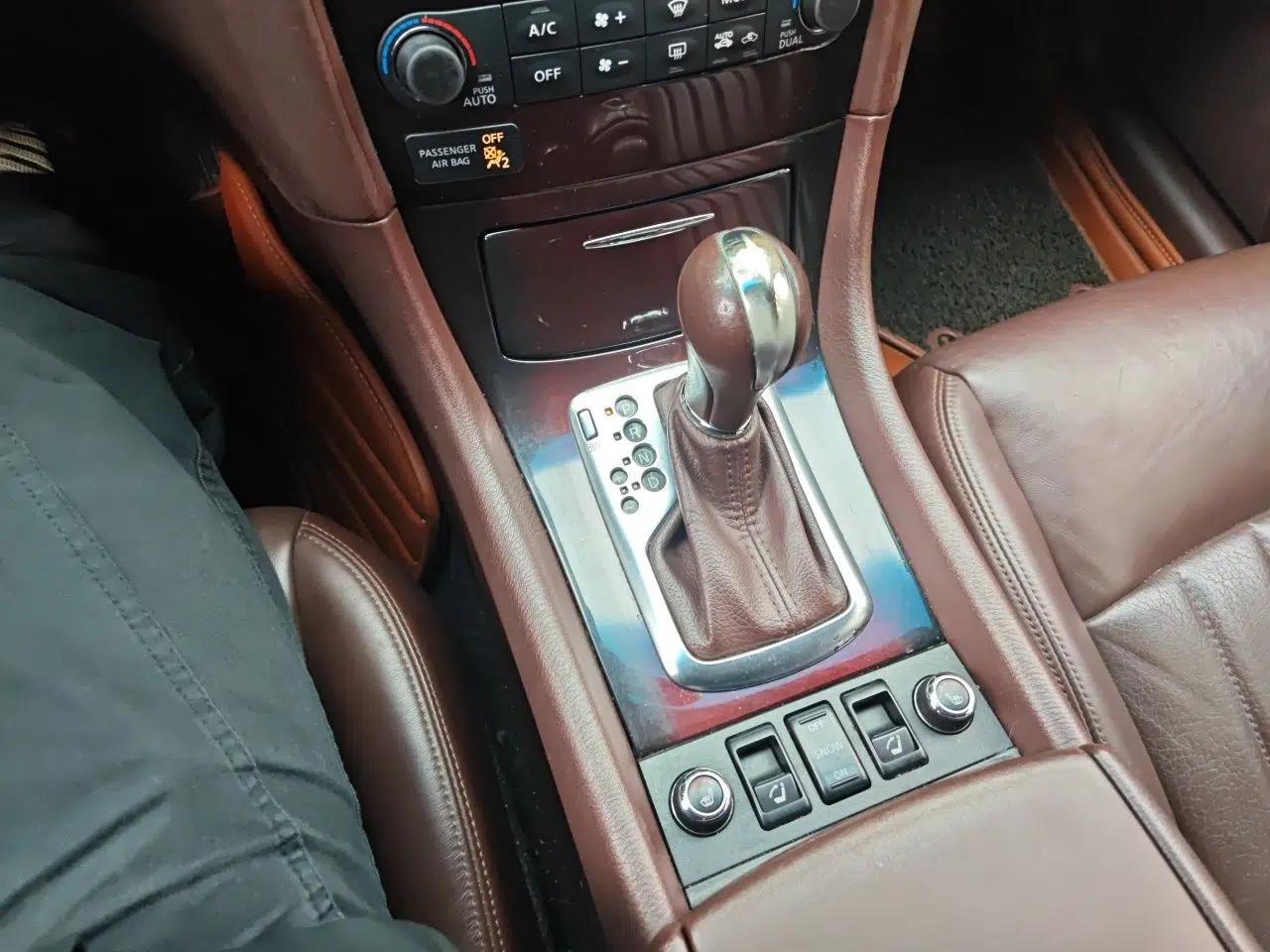 Infiniti EX 2011 EX25 Luxury Edition — миниатюра 15