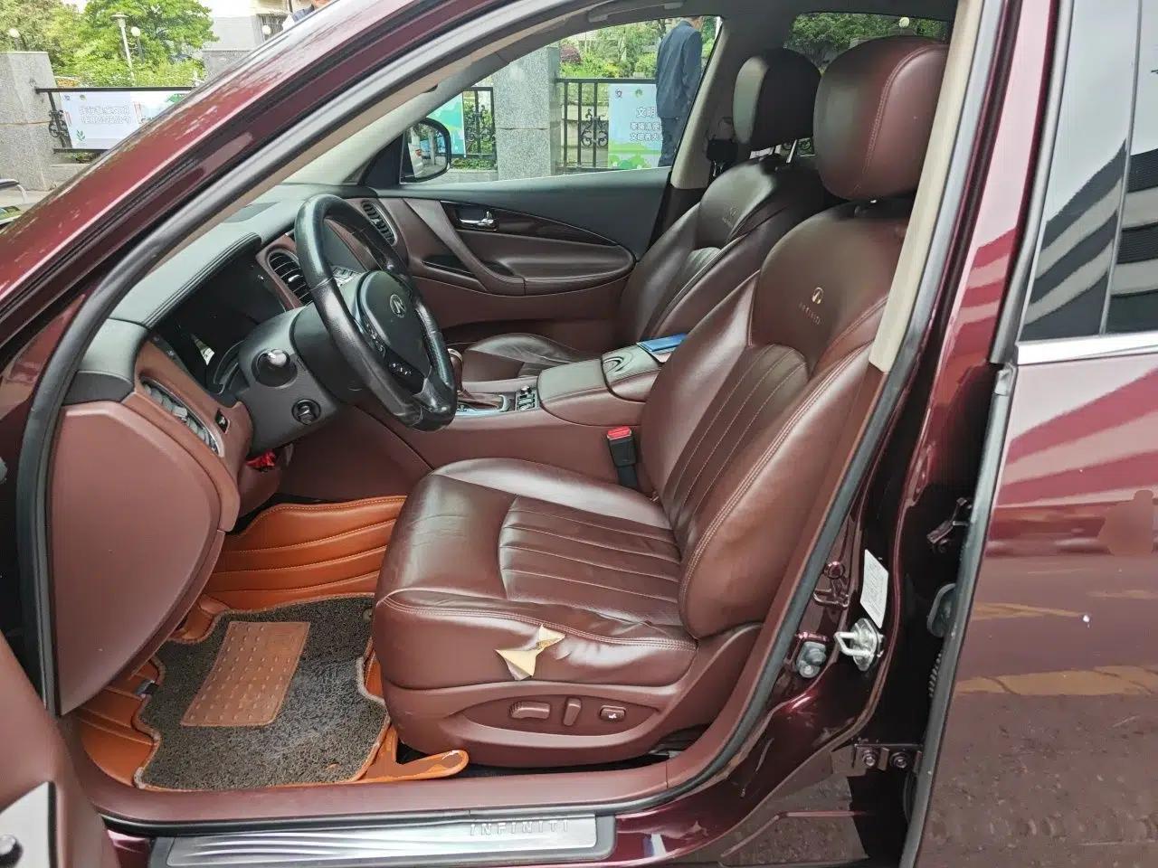 Infiniti EX 2011 EX25 Luxury Edition — миниатюра 16