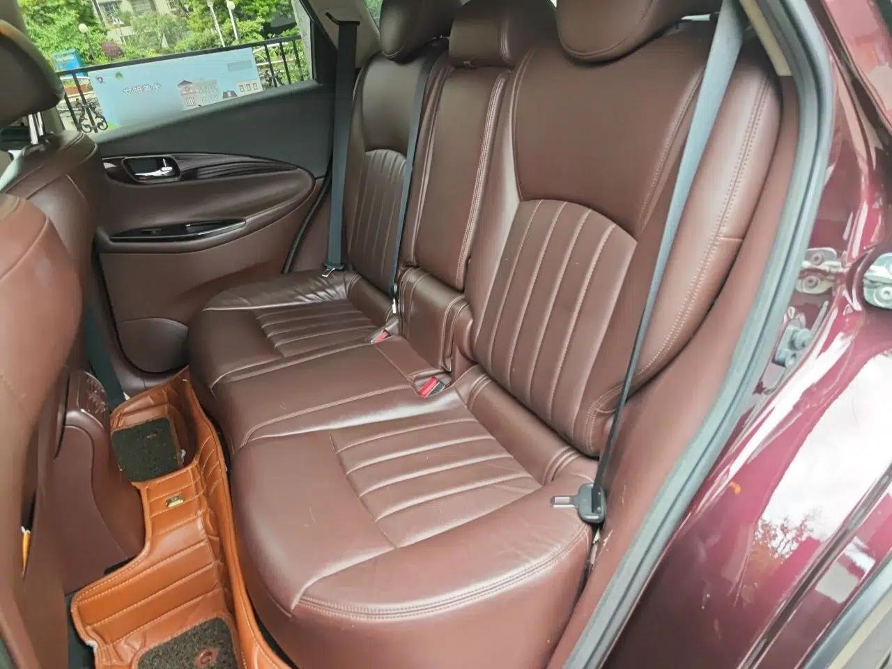 Infiniti EX 2011 EX25 Luxury Edition — миниатюра 18
