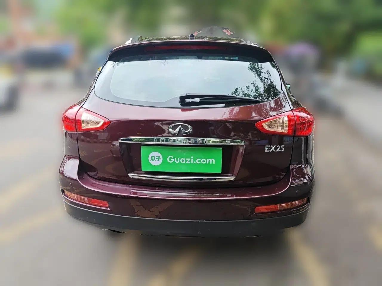 Infiniti EX 2011 EX25 Luxury Edition — миниатюра 5