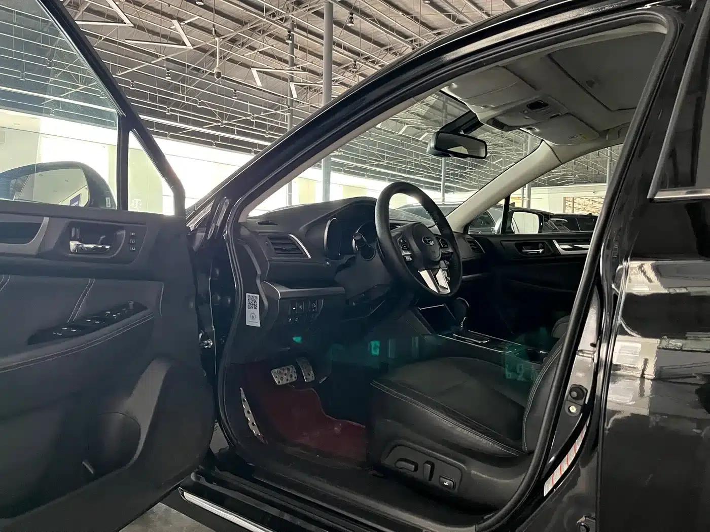 Legacy 2016 2.5i AWD Glory Edition — миниатюра 6