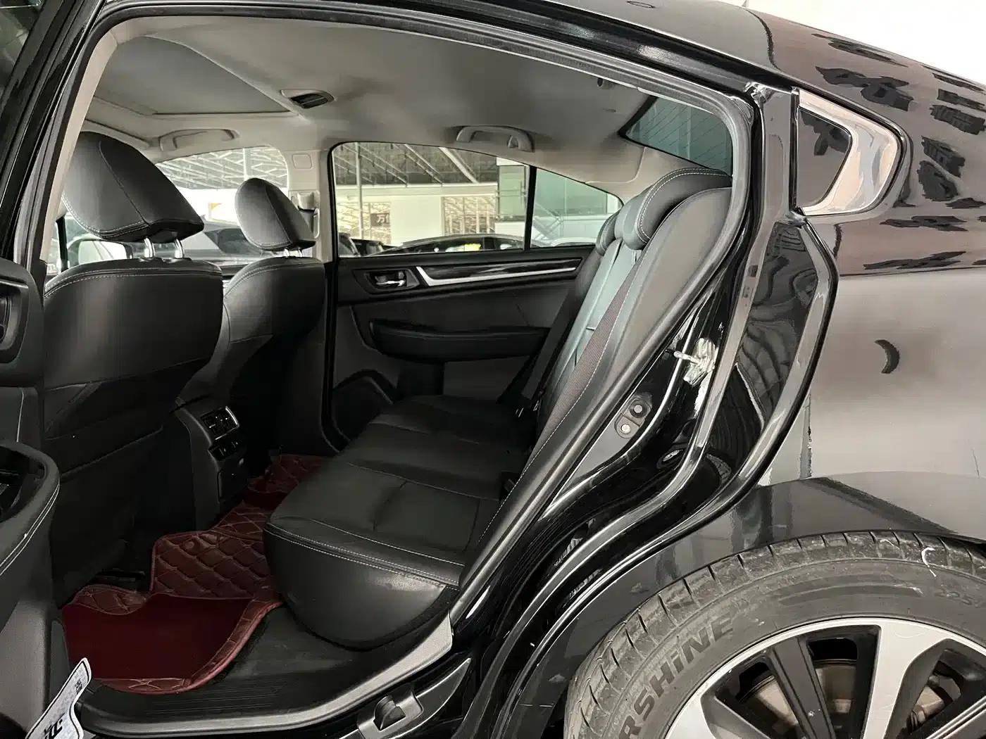 Legacy 2016 2.5i AWD Glory Edition — миниатюра 8