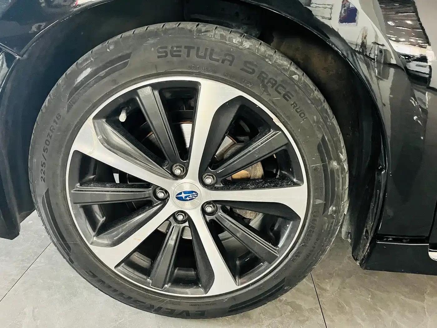 Legacy 2016 2.5i AWD Glory Edition — миниатюра 9